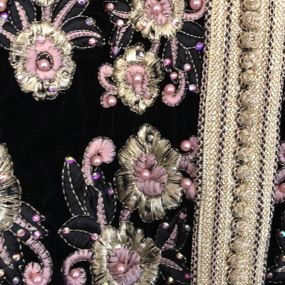 Authentic Moroccan Dress in Black and Pink - Picture 5 of 7